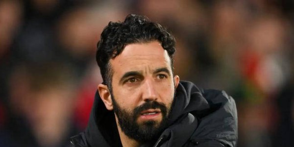 拉比奥母亲指责曼联：侮辱性降薪条款导致转会失败！