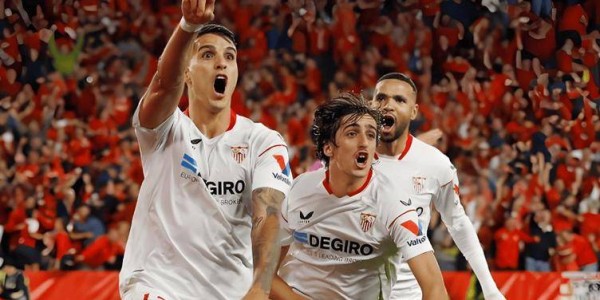 西甲中游对决：巴伦西亚主场迎战皇家社会，新旧势力的战术博弈